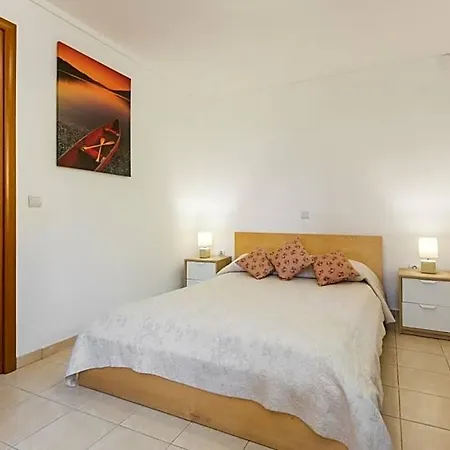 Modern House Tatil Evi Ierissos