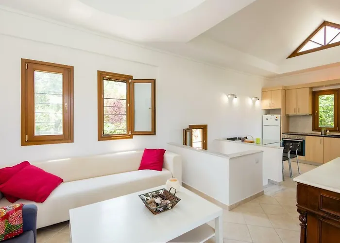 Modern House Ierissos